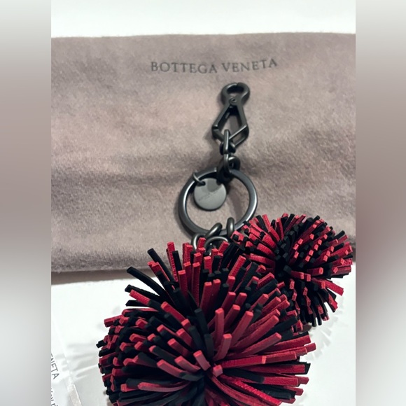 NWT $395 Bottega Veneta Ladies Leather Visit Keycase Red Keys Chain Key Rings - Picture 2 of 9
